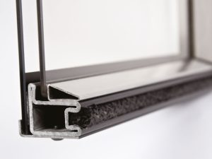 Sticla dubla la focarele de semineu - cand ai nevoie de aceasta solutie?